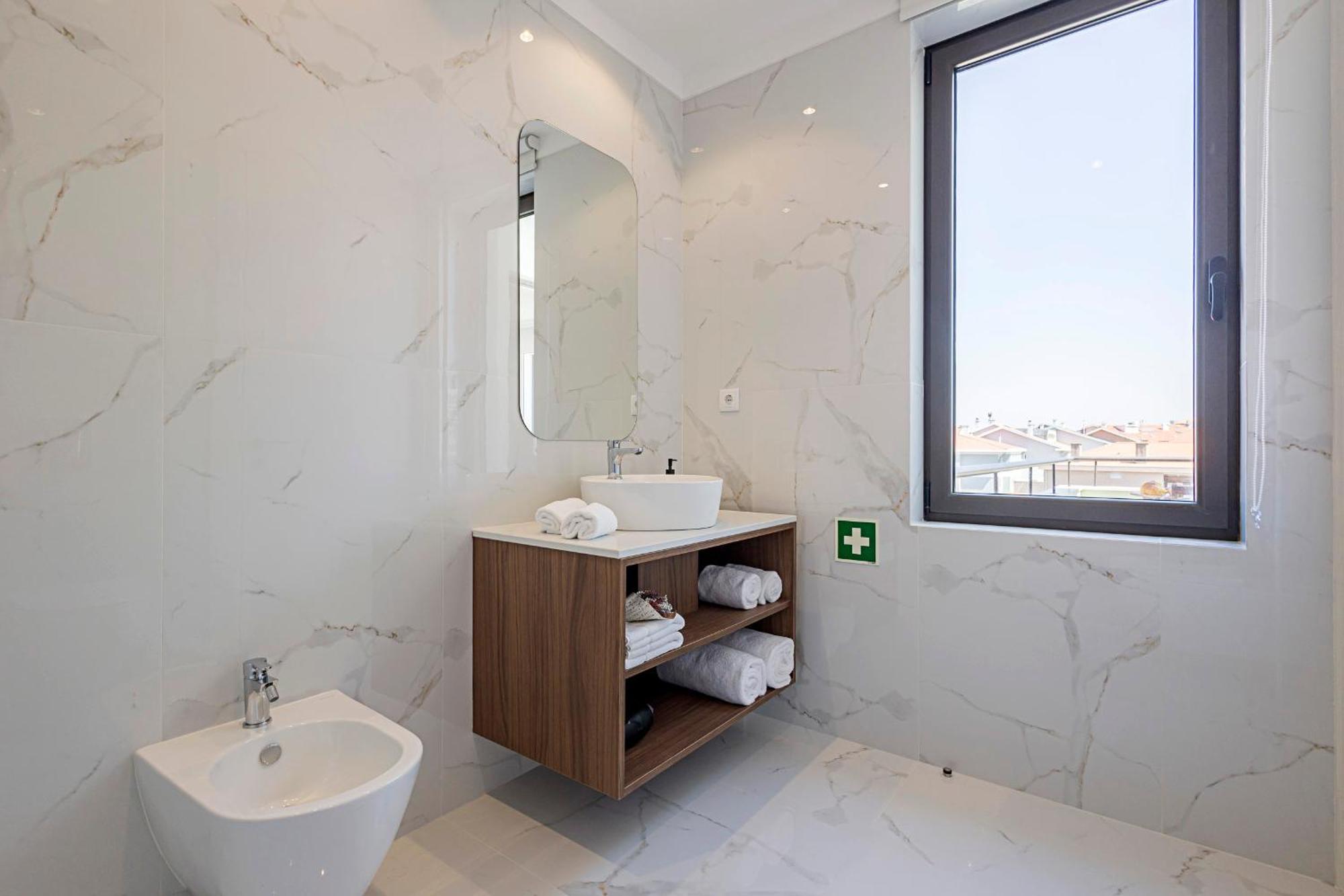 19 Nineteen Suites - Espinho Espinho  Ngoại thất bức ảnh